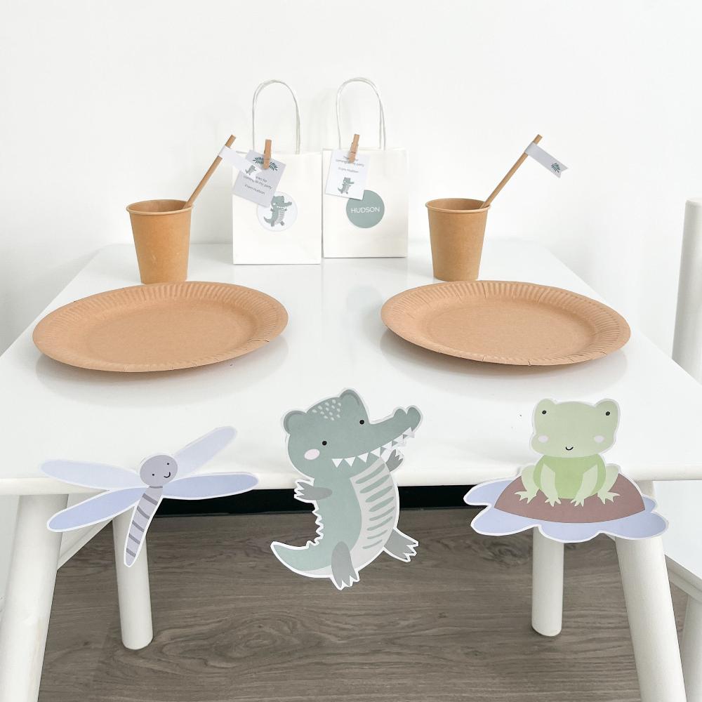 Crocodile themed party set up by The Printable Place